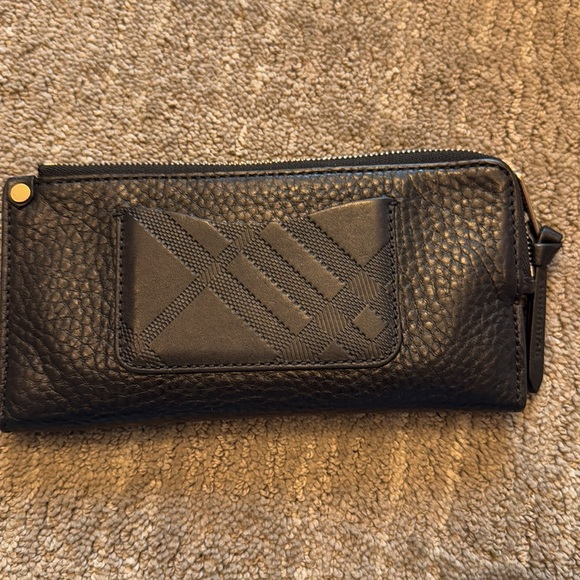 Burberry black wallet 
Super cute present and great condition - Picture 2 of 7